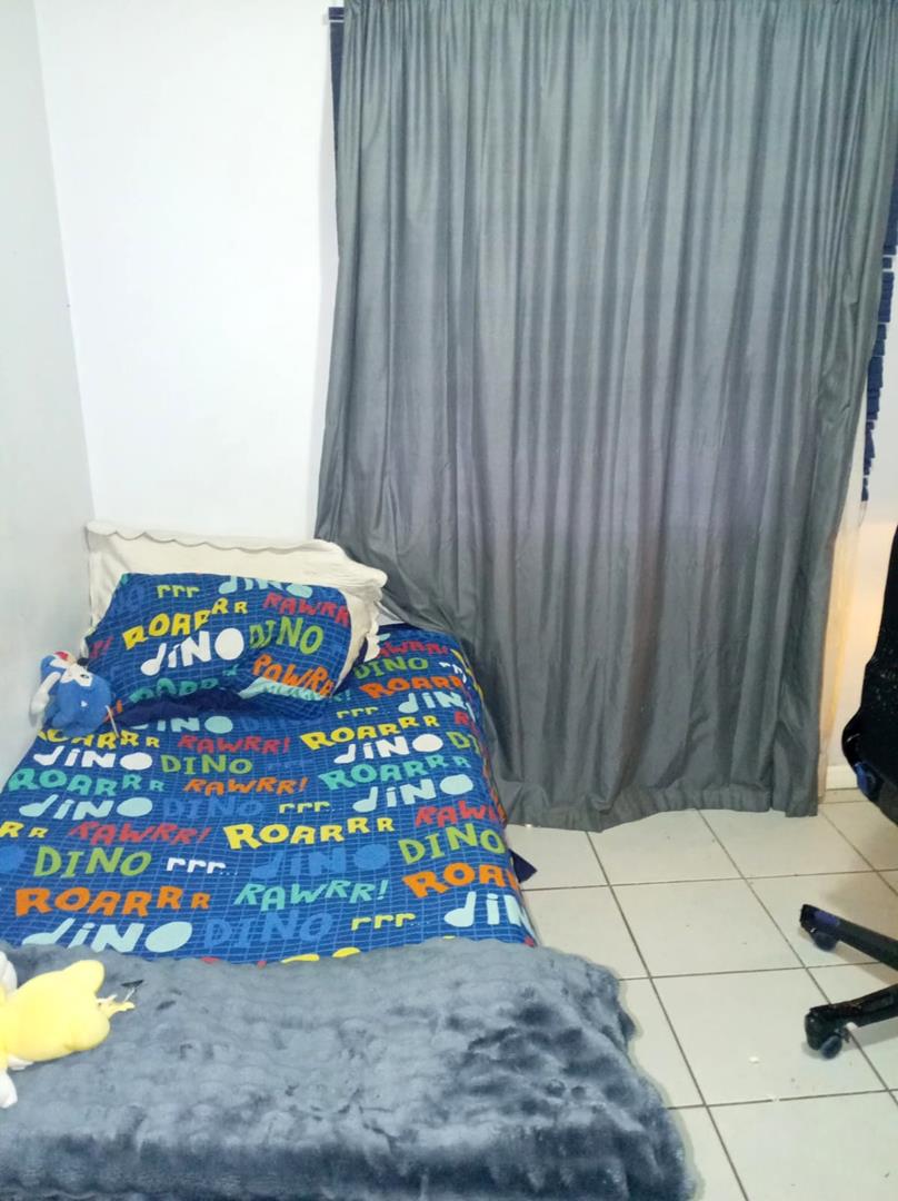 2 Bedroom Property for Sale in Idasvallei Western Cape